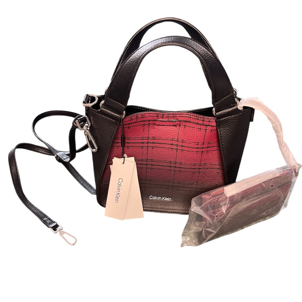 Calvin Klein Estelle crossbody bag with bonus pouch New with tag